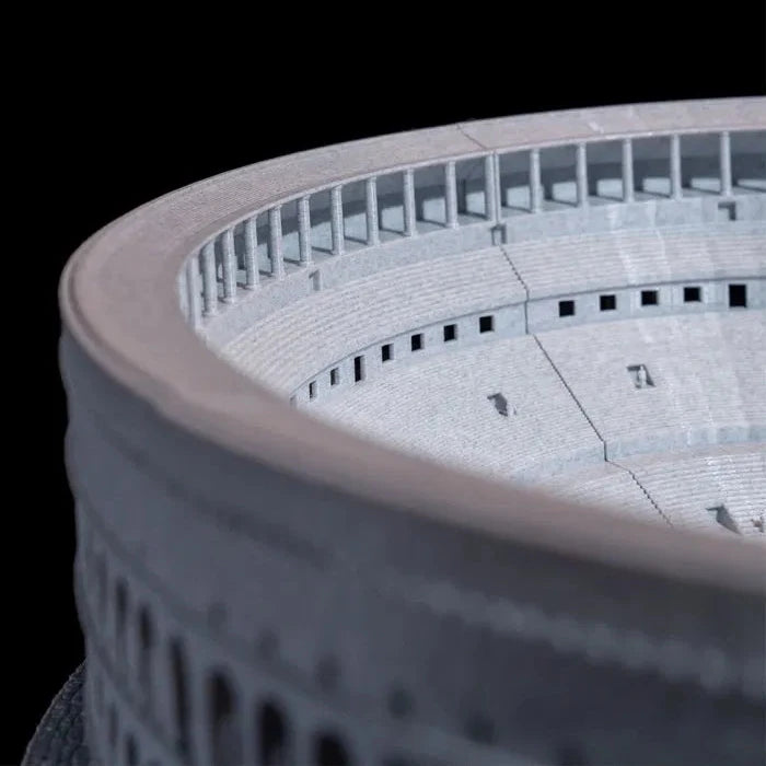 Roman Colosseum Model - High Precision Architectural Replica (37cm Wide)