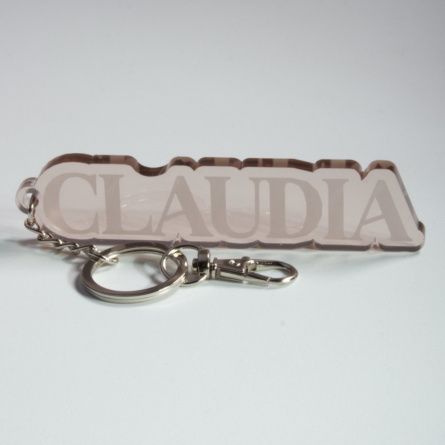 Llavero Personalizado con Nombre en Acrílico – Varios Colores – Ideal para Regalo 🎁