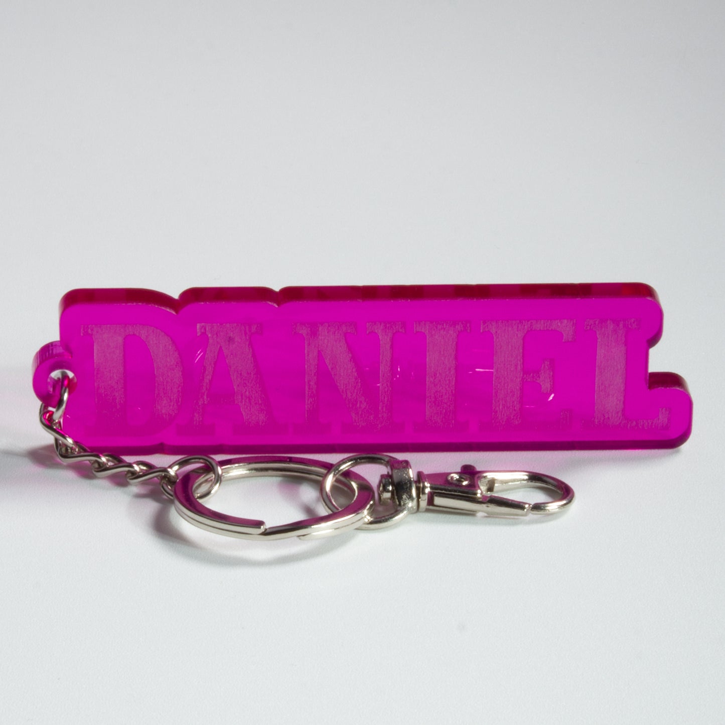 Llavero Personalizado con Nombre en Acrílico – Varios Colores – Ideal para Regalo 🎁