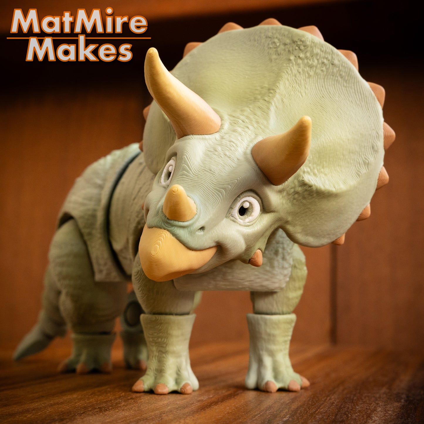 Dinosaurio Triceratops Impreso en 3D por MatMire Makes